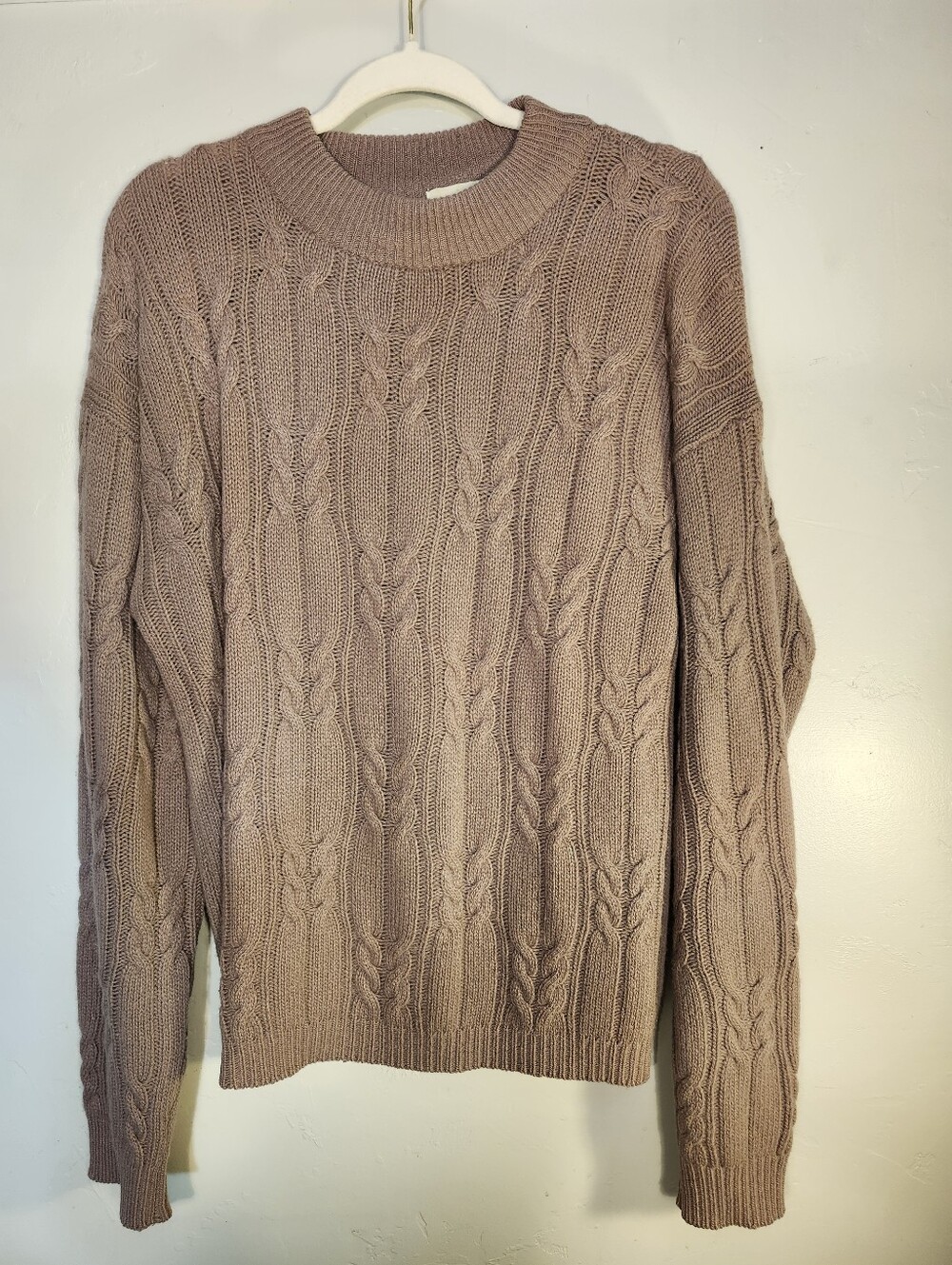 Ice 100% Lanbswool Cable Knit Crewneck Sweater in Taupe